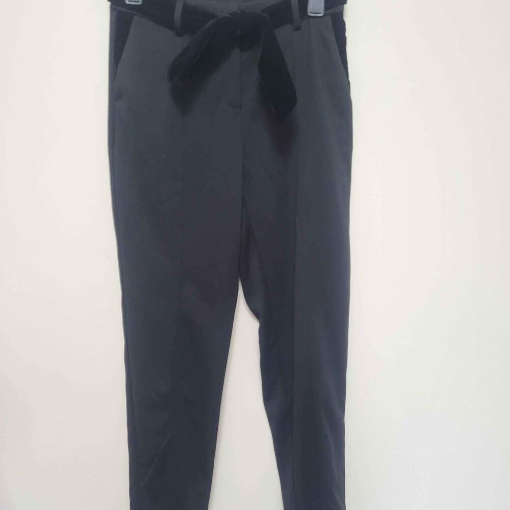 Francesca's Black Velvet Bow Work Pants Women's Small New With Tags